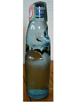 Газированный напиток Ramune (Рамуне) HATA KOSEN со вкусом ананаса 200мл (Япония)